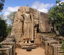 Avukana Statue